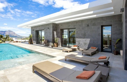 Cansalades Villa | Stunning private villa for 8 people with A/C, private pool, WIFI, TV, patio and panoramic view