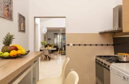 Prodol House | Stunning private villa for 8 guests with A/C, private pool, WIFI, TV and terrace