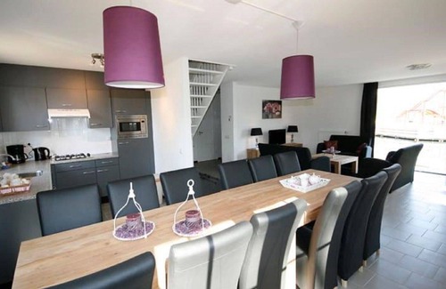 Municipality of Echt-Susteren House | Stunning private villa for 10 guests with WIFI, pool, TV and terrace