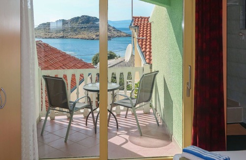 Sveti Juraj House | Stunning private villa for 13 people with WIFI, A/C, TV, terrace and pets allowed