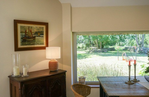 Plouharnel House | Stunning private villa for 6 guests with WIFI, TV, terrace and parking
