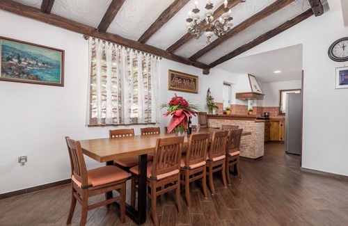 Viskovo House | Stunning private villa for 12 guests with WIFI, A/C, private pool, TV, patio and parking
