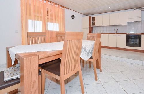 Stankovci House | Stunning private villa with private pool, A/C, WIFI, TV, patio, pets allowed and panoramic view