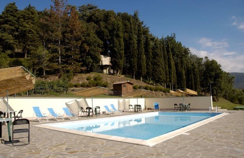 Cicogna House | Stunning private villa for 4 guests with pool, WIFI, patio, pets allowed and panoramic view