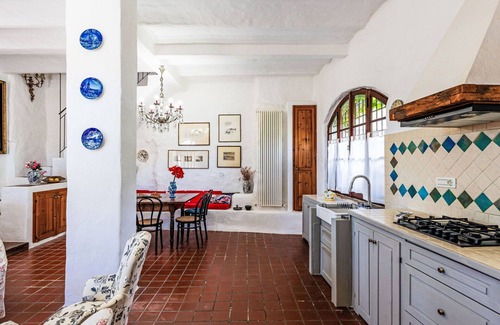 Dolcedo Villa | Stunning private villa for 7 people with WIFI, pets allowed and panoramic view