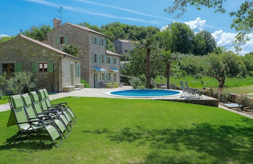Krasica Villa | Stunning private villa with WIFI, private pool, A/C, TV, patio, pets allowed and panoramic view