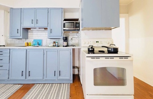 Meriden Apartment | Stunning Residence Close to Oakdale & Midstate