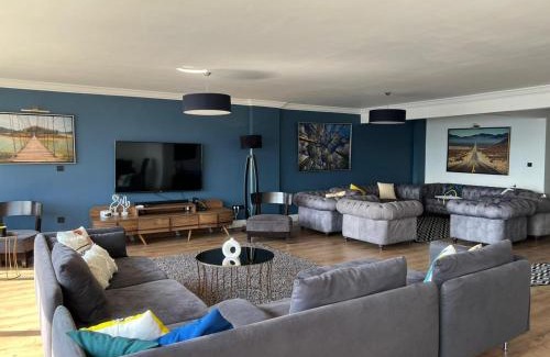 Kabatas Apartment | Stunning Sea View Amazing Flat 4BR 2BA AC