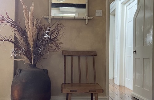 Littlestone-on-Sea House | Stunning + Spacious Coastal Period Home (pet friendly)