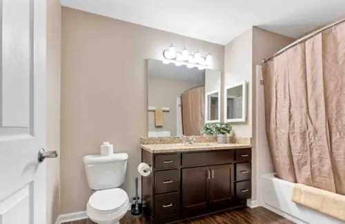 Bryant Pattengill East Apartment | Stunning Stay near downtown AA