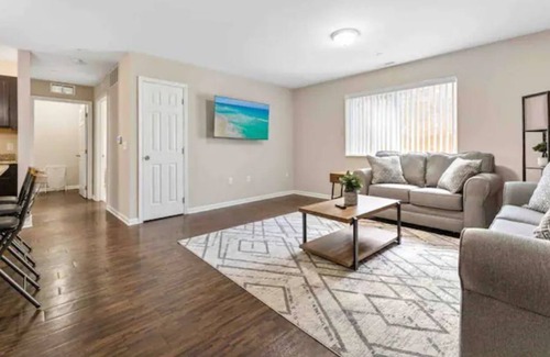 Bryant Pattengill East Apartment | Stunning Stay near downtown AA