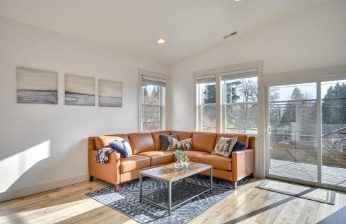Stevenson House | Stunning Stevenson Retreat with Mountain Views!