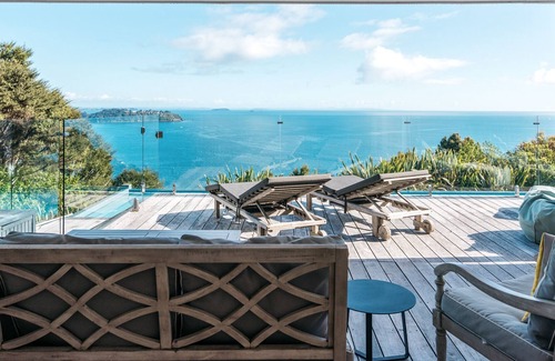 Waiheke Island House | Stunning, sunny Cape Cod hilltop retreat - beautiful pool and sweeping gardens
