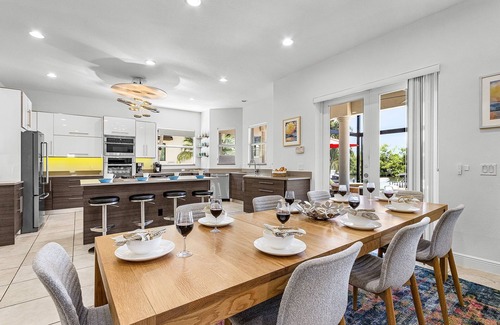 Peninsula Point House | Stunning Sunsets and Waterfront Elegance - Sunset Shore on 28th - Roelens