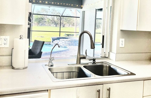 Burnt Store House | Stunning Sunsets-Heated Pool and Spa-Golf Course Views