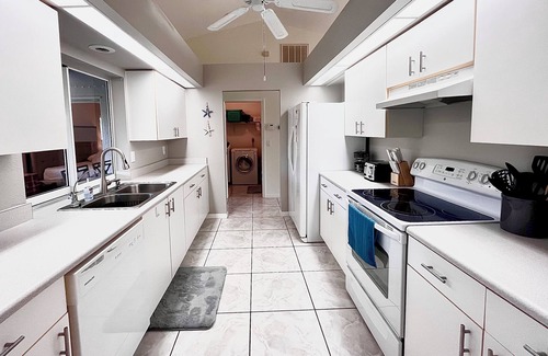 Burnt Store House | Stunning Sunsets-Heated Pool and Spa-Golf Course Views