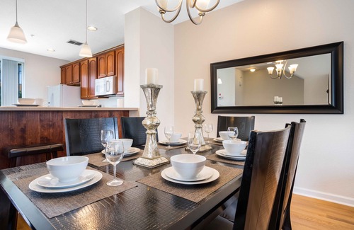 Florida Central Atlantic Coast House | Stunning tri-level townhome at Vista Cay Resort *close to supermarket*