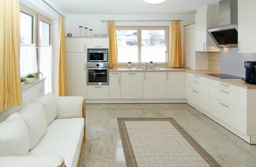 Ramsau im Zillertal House | Stunning villa for 10 guests with WIFI, TV, terrace and pets allowed