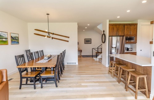 Ogden House | Stunning vacation home on Pineview Reservoir near 3 ski resorts