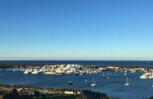 Southport Apartment | Stunning view close to everything