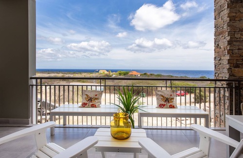 St. Marie Apartment | Stunning Views and Design ~ Best of Coral Estate