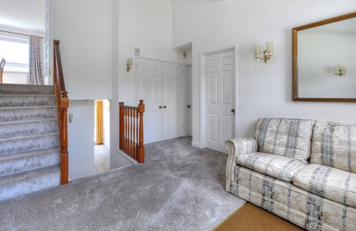 Charmouth House | STUNNING VIEW, pet friendly, country holiday cottage in Charmouth