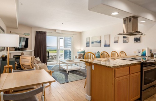 Lincoln City Condo | Stunning views from this bayfront condo in the Taft district of Lincoln City!
