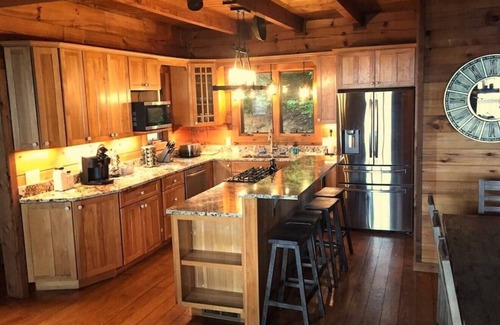 Boone House | Stunning Views - Theater, Sauna, Arcade, Slide - Blackberry Vista