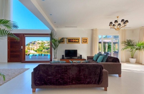 Santa Maria Estate Villa | Stunning Villa Aurelia Malta
