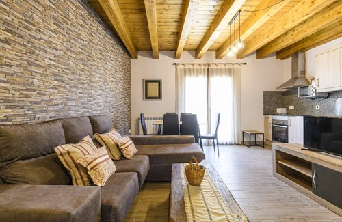 Olocau del Rey Villa | Stunning villa for 2 guests with WIFI, TV, balcony, pets allowed and panoramic view