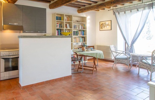 Pieve al Bagnoro House | Stunning villa for 2 guests with pool, TV and patio