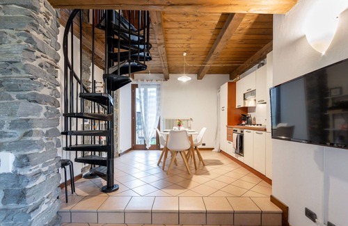 Mergozzo House | Stunning villa for 2 people with WIFI and TV