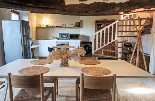 Plouguiel House | Stunning villa for 4 guests with WIFI and TV