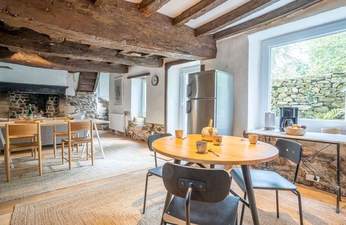 Plouguiel House | Stunning villa for 4 guests with WIFI and TV