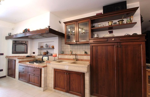 Monfumo Villa | Stunning villa for 4 people with pool, WIFI, hot tub, TV, patio and pets allowed