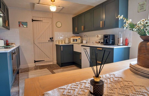 Buxton House | Stunning villa for 5 guests with WIFI and pets allowed