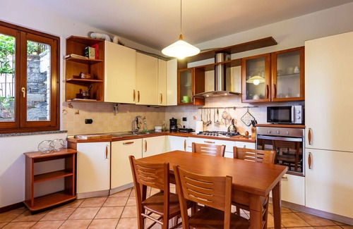 Arizzano House | Stunning villa for 5 people with WIFI, TV and balcony