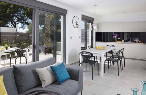 Fazana Villa | Stunning villa for 6 guests with WIFI, private pool, A/C, TV and terrace