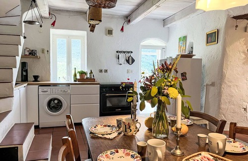 Borgomaro House | Stunning villa for 6 people with terrace