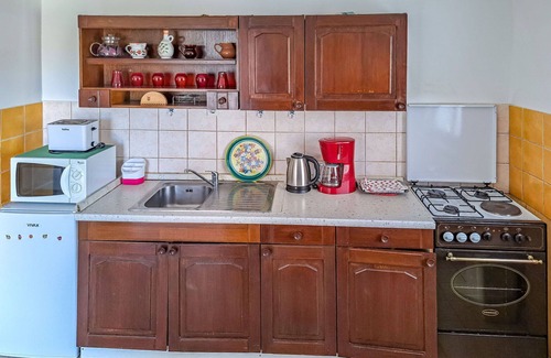 Vrznaveri House | Stunning villa for 6 people with A/C, WIFI, TV, terrace and pets allowed
