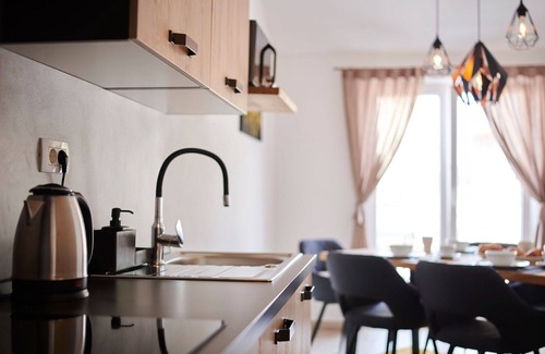 Radini House | Stunning villa for 6 people with A/C, WIFI, private pool, TV, terrace, pets allowed and parking