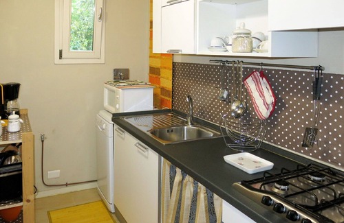 Asti House | Stunning villa for 8 people with WIFI, private pool, TV and patio