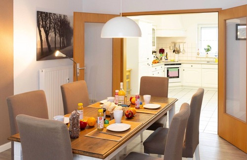 Lubmin House | Stunning villa for 5 people with WIFI, TV, terrace and pets allowed