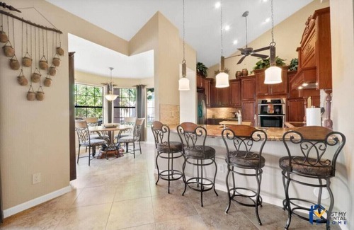 Red Mountain Ranch House | Stunning Villa+Waterslide+Putting Green+Table Tennis+Heated Pool Included w/slide