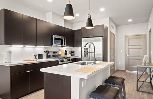Glendale Sports and Entertainment District Apartment | Stunning Westgate CozySuites by stadium w pool 6