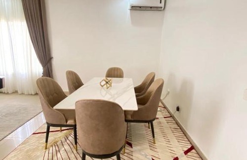 Maitama Apartment | Stupid affordable 3 bed with snooker