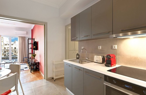 Mousio Apartment | Stylish 1 Bdr next to Archeological Museum