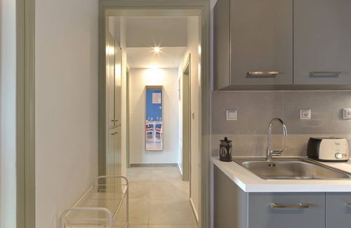 Mousio Apartment | Stylish 1 Bdr next to Archeological Museum