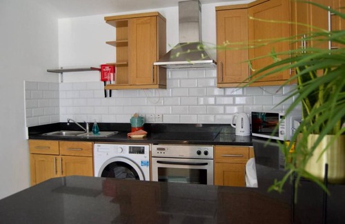 Deptford Apartment | Stylish 1 Bedroom Flat in Deptford