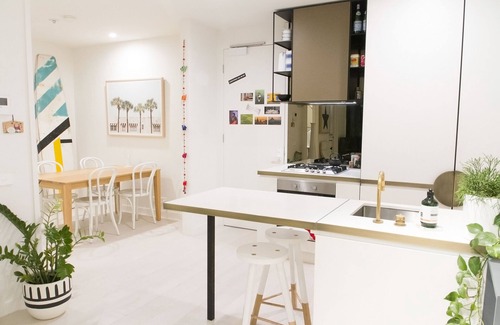 Collingwood Apartment | Stylish 1BD in the Heart of Collingwood